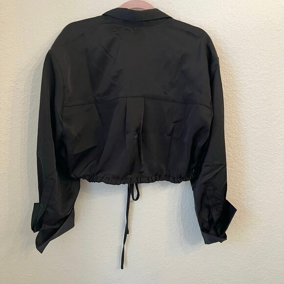 NWT The Noli Shop Milan Satin Button Up Shirt Large Black Boxy Cropped Cargo - Picture 8 of 10